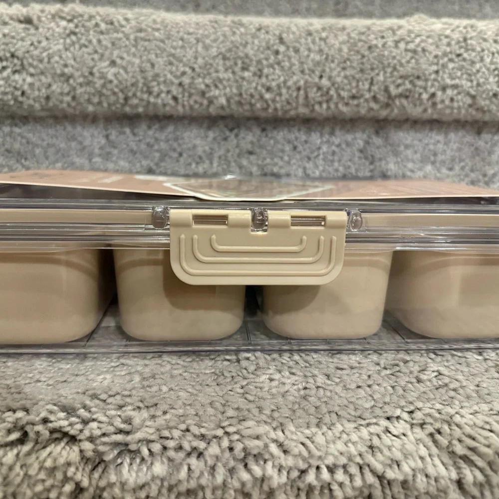 CWC Tan Snack Box with Compartments - Picture 3 of 6